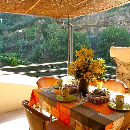 Il Ruscello Apartment *